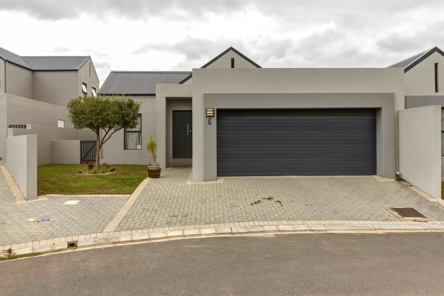 3 Bedroom Property for Sale in Aan de Wijnlanden Western Cape